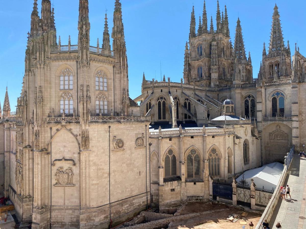 Contemplando La Catedral By Exclusive Burgos Apartments Luaran gambar
